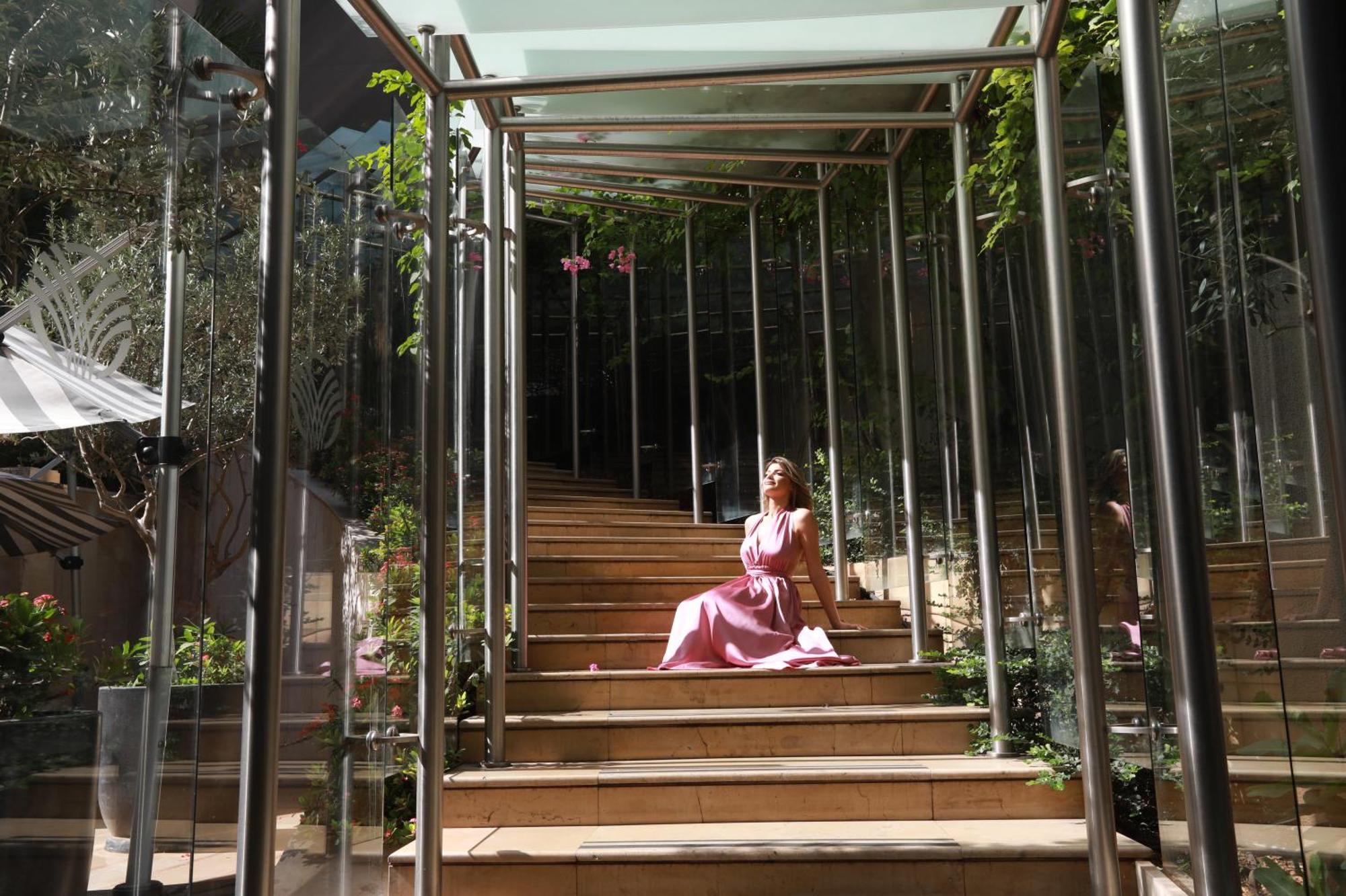 Gefinor Rotana - Beirut Hotel Exterior photo The staircase of the hotel