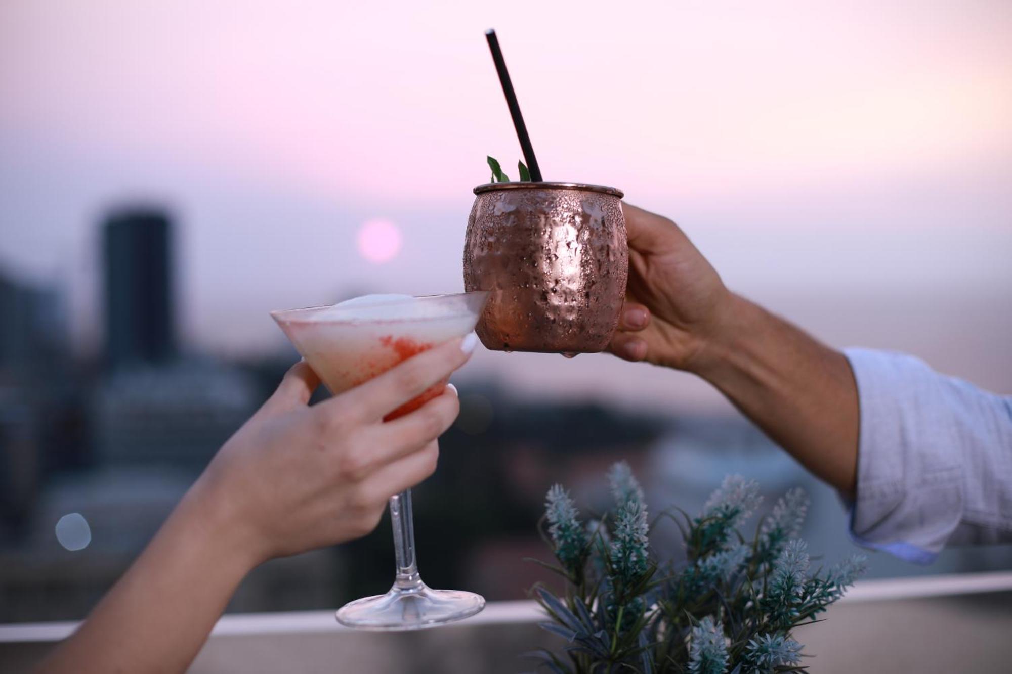 Gefinor Rotana - Beirut Hotel Exterior photo A Moscow Mule cocktail