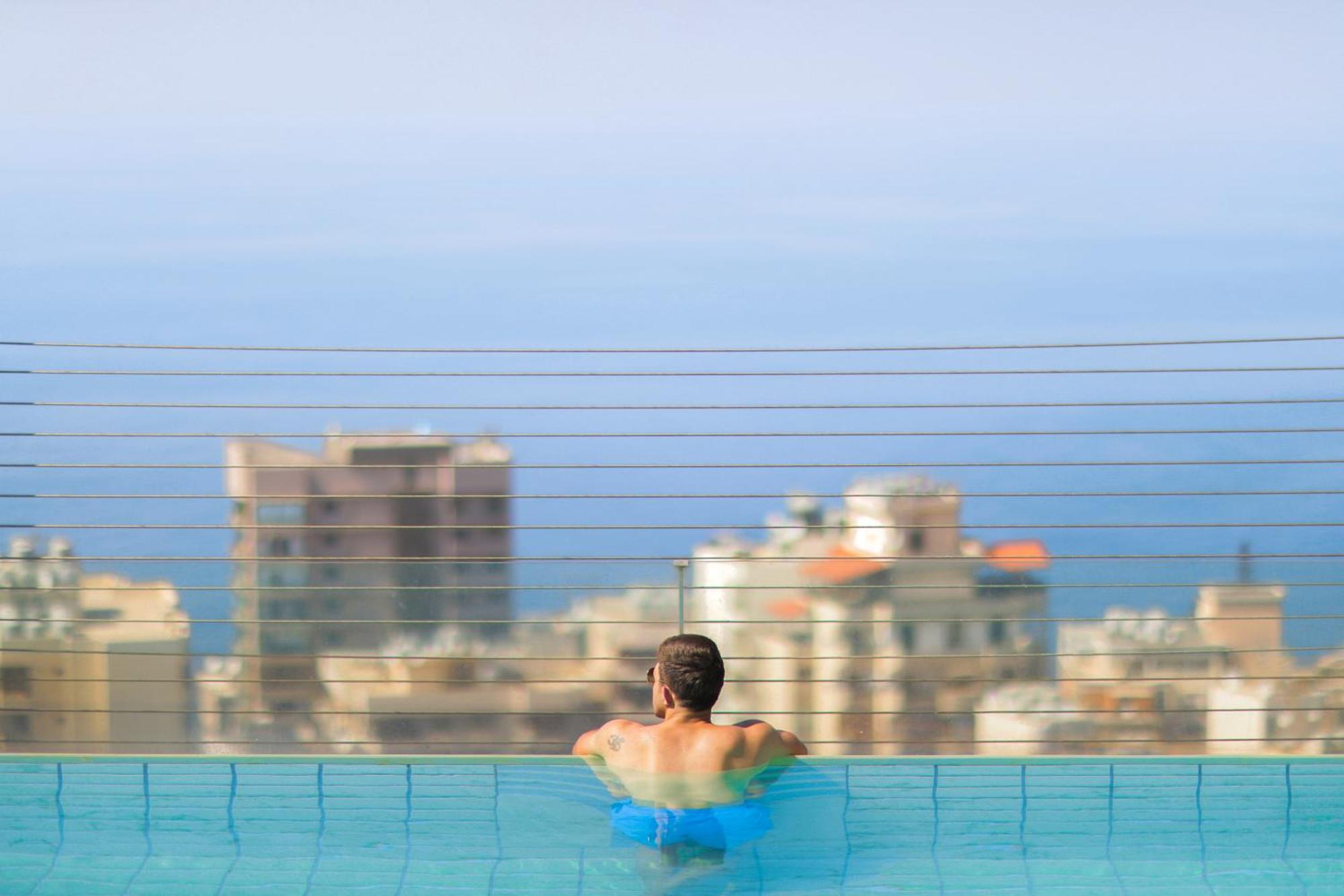 Gefinor Rotana - Beirut Hotel Exterior photo Swimming pool in Nicosia